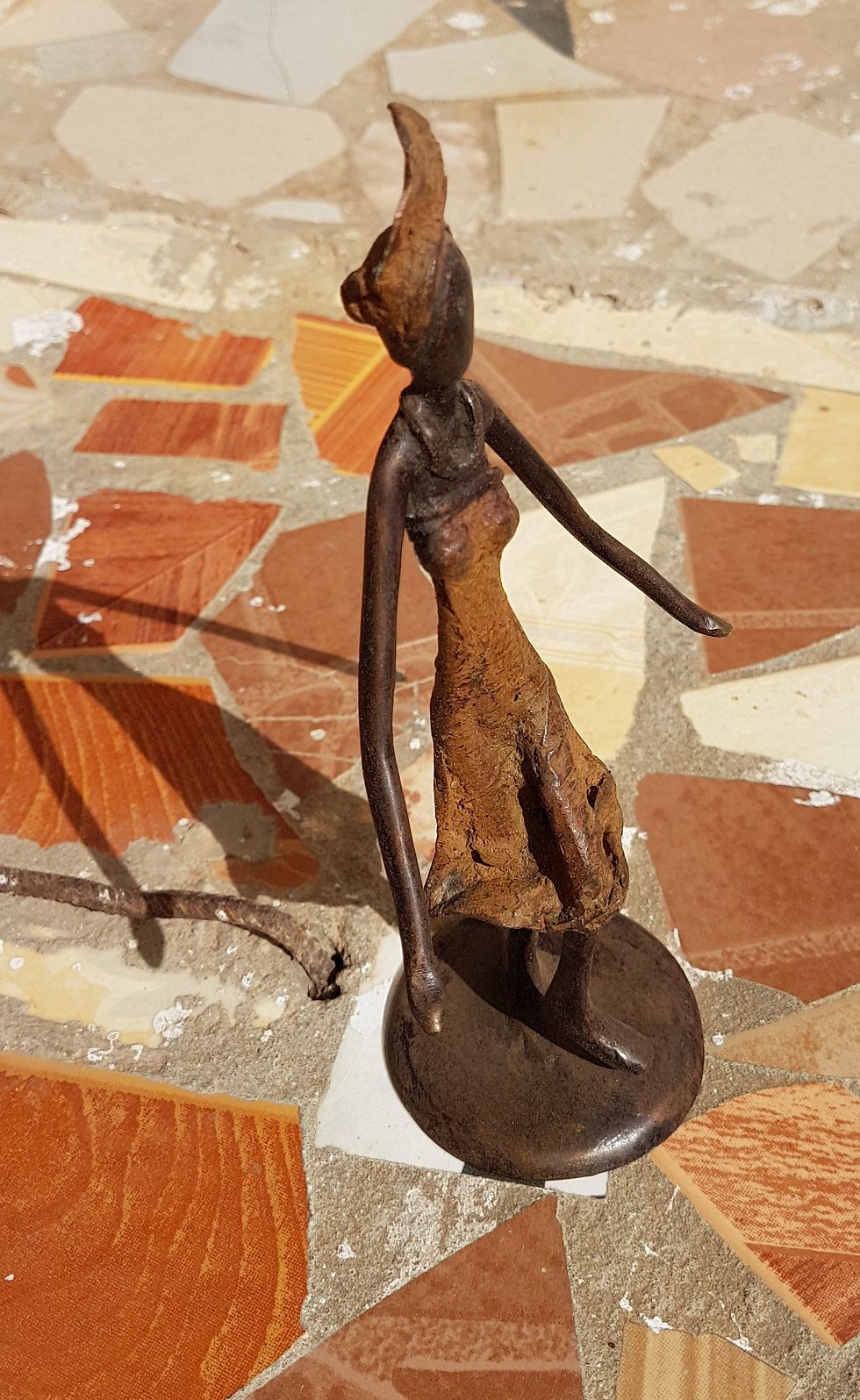 Thumbnail: Still standing (18 cm)