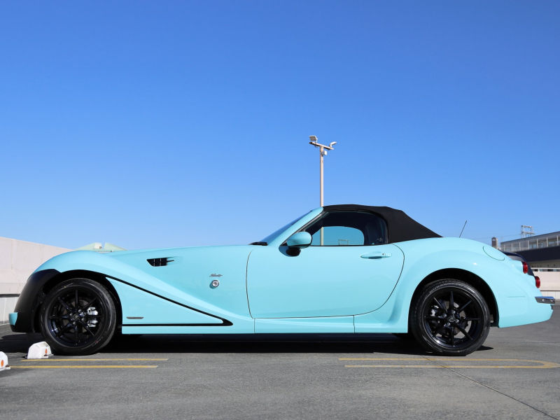 サムネイル： 光岡自動車 Himiko 2024年モデル　限定生産10台