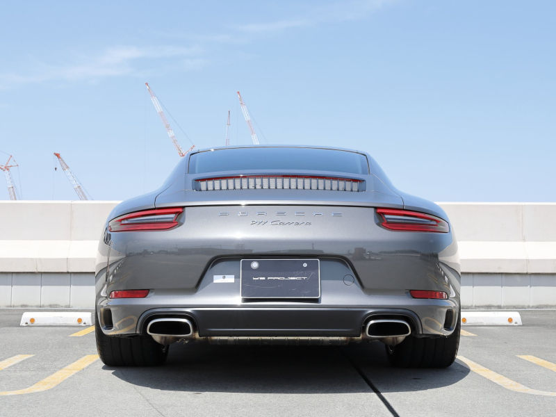 サムネイル： ポルシェ 911 カレラ 7MT 右H スポーツクロノPKG