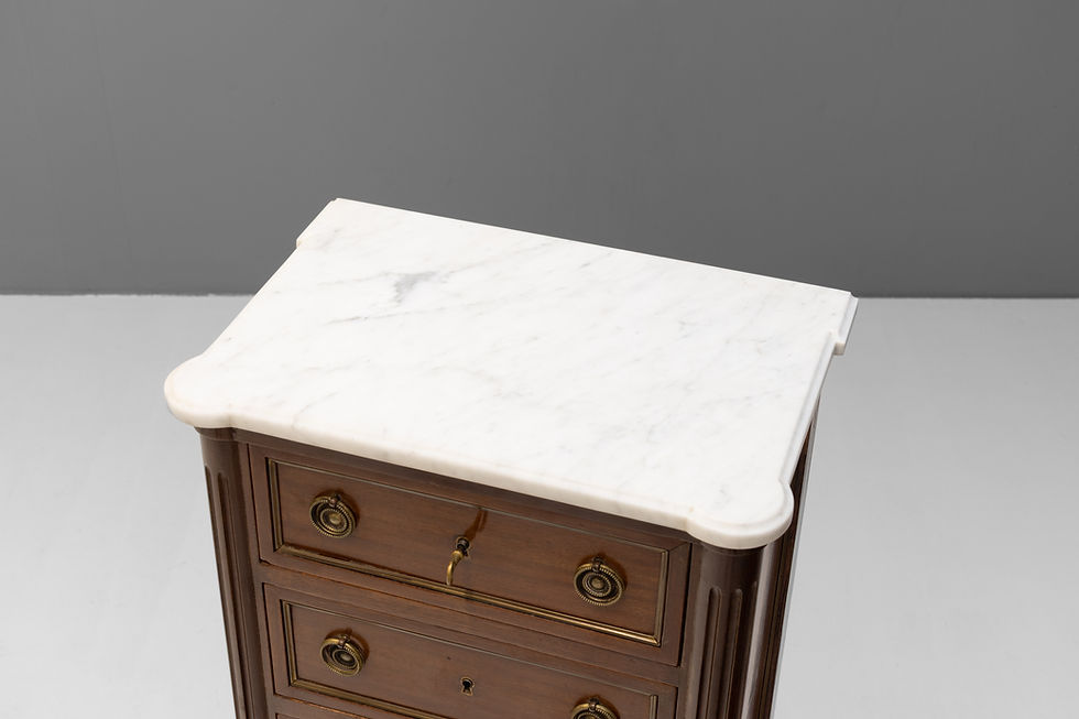 Thumbnail: Pair of Mahogany Chests