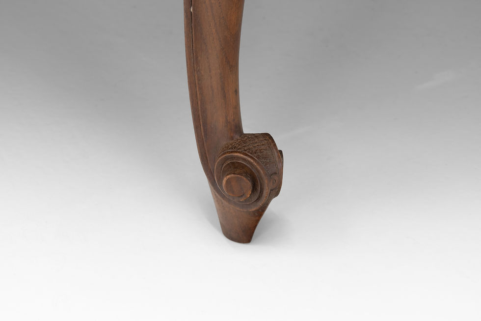 Thumbnail: Draw Leaf Table