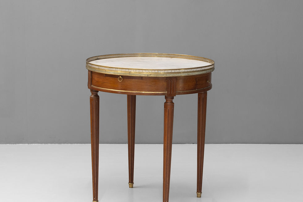 Thumbnail: Bouillotte Table