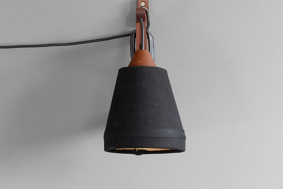 Thumbnail: Extending Teak Wall Light