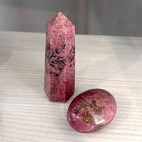 Amethyst gemstone_edited_edited_edited.j