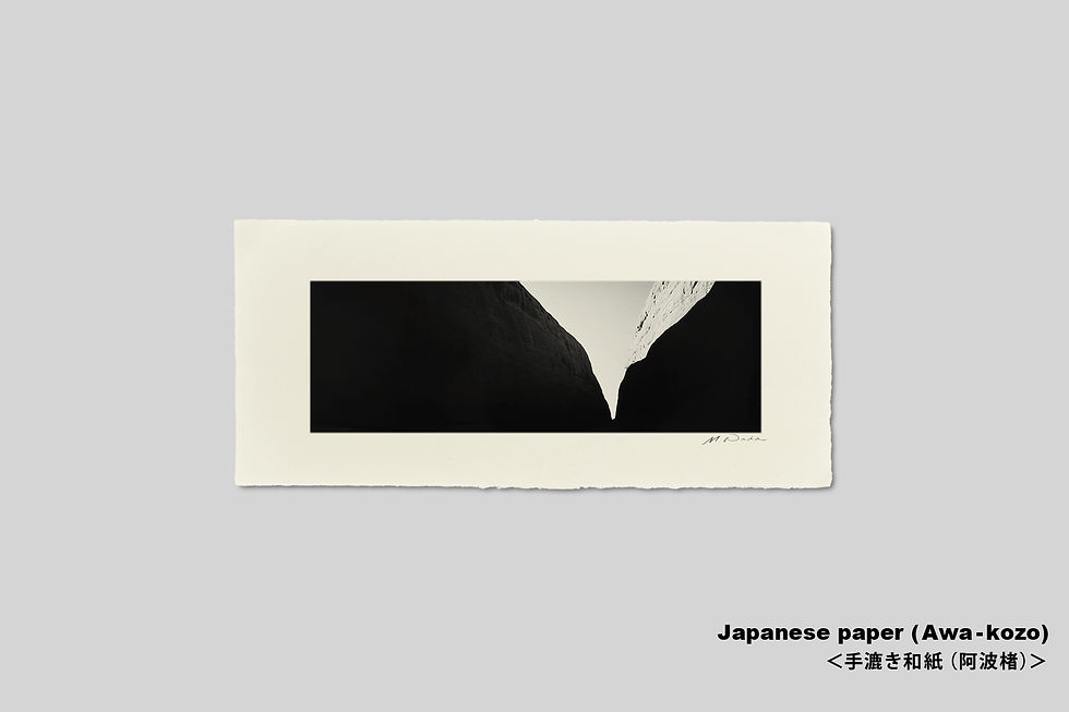 サムネイル： 写真,オーストラリア,ウルル,カタジュタ,インテリアフォト,モノクロ,アート,ギャラリー,IGREBOW,岩山,パワースポット,世界遺産,写真販売,横長,額入り,額装,額縁,おしゃれ,プレゼント,手漉き和紙,和モダン,和室,新築祝い,ギフト