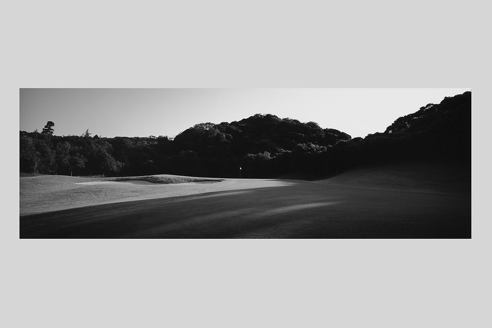 写真,ゴルフ場,インテリアフォト,コンペ賞品,景品,おしゃれ,プレゼント,アート,額入り,額装,手漉き和紙,オリジナルプリント,モノクロ,フレーム,壁掛け,壁飾り,ギャラリー,IGREBOW,写真販売