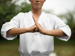 Benefícios da prática de tai chi para o corpo e a mente