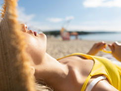 Fototerapia com luz natural (sol) para elevar a disposição e com segurança