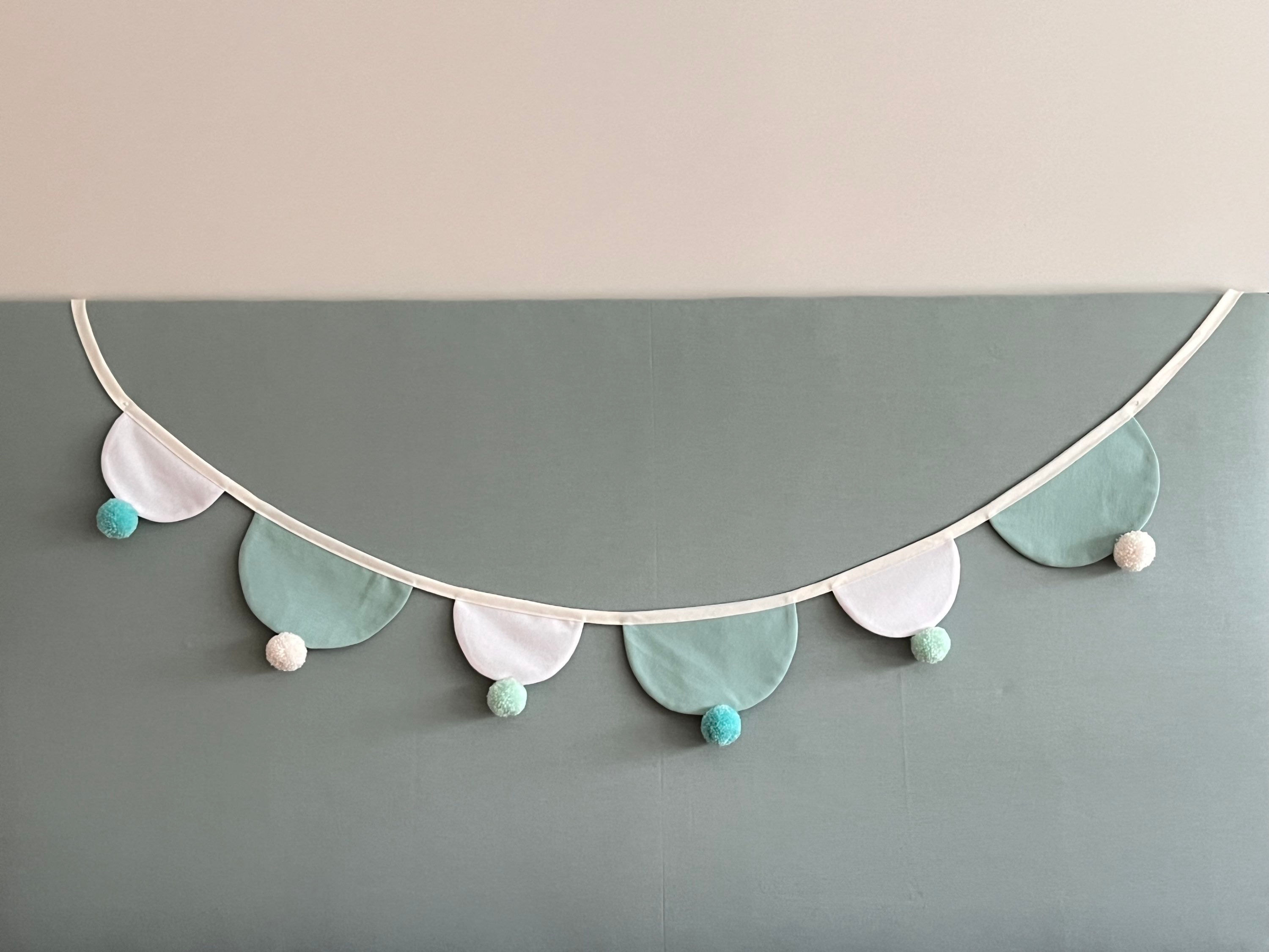 Bonbon Garland- Mint