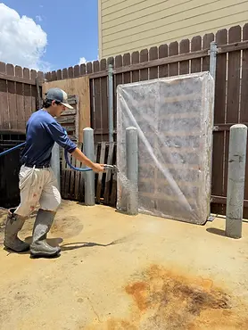 dumpster-pad-cleaning-10.webp