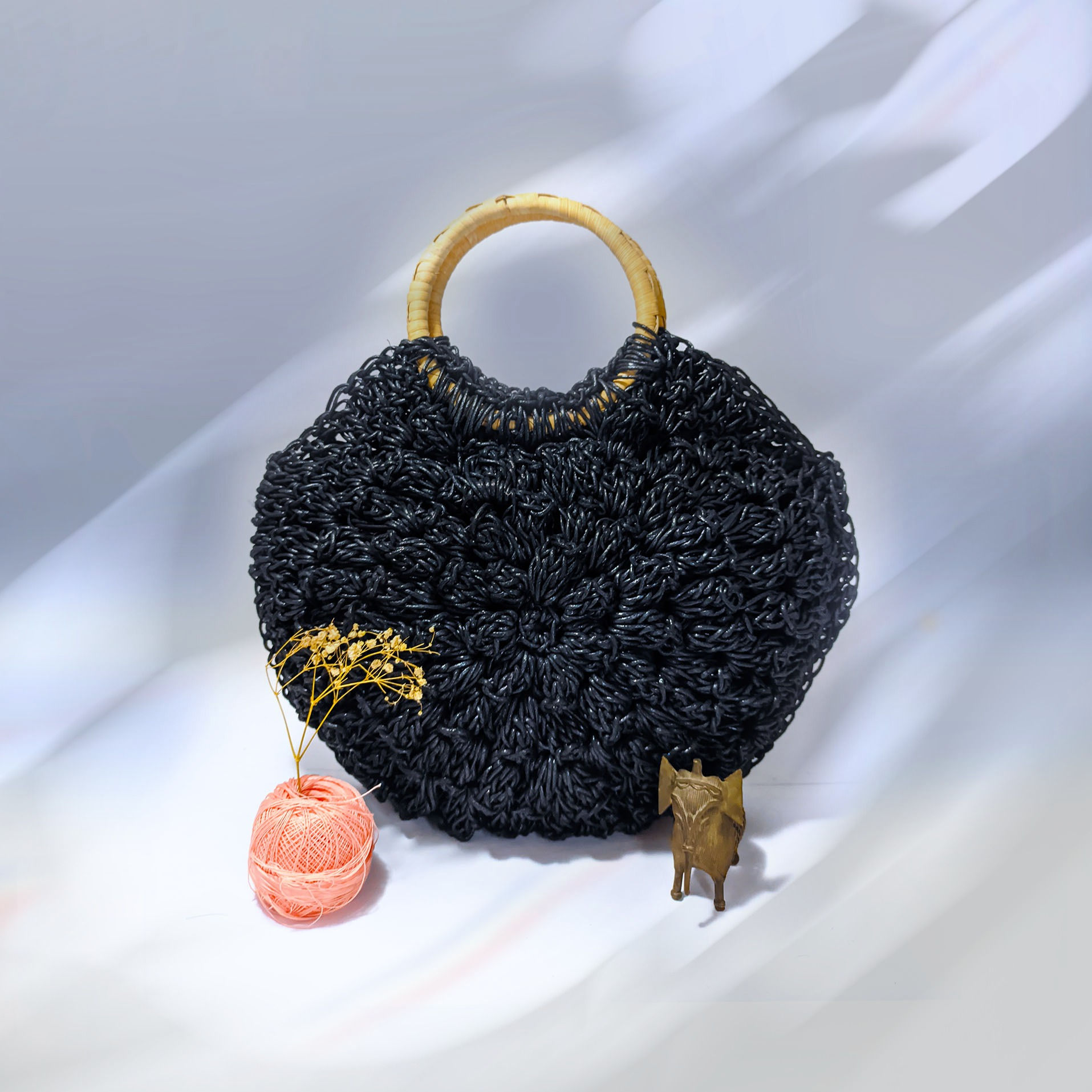 Black Beauty | Wire Handbag