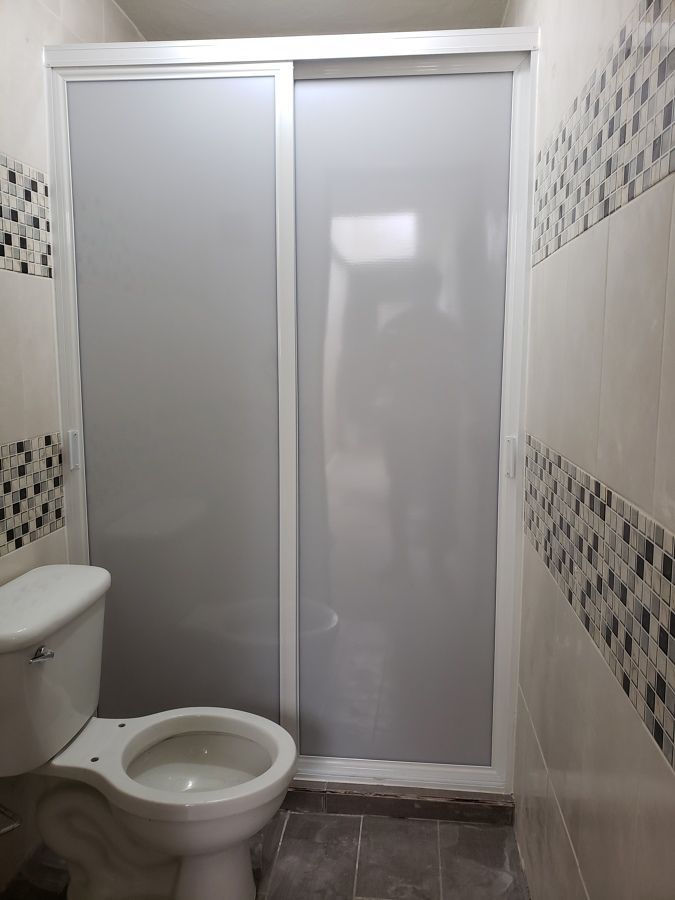 Cancel de baño en Santiago Papasquiaro