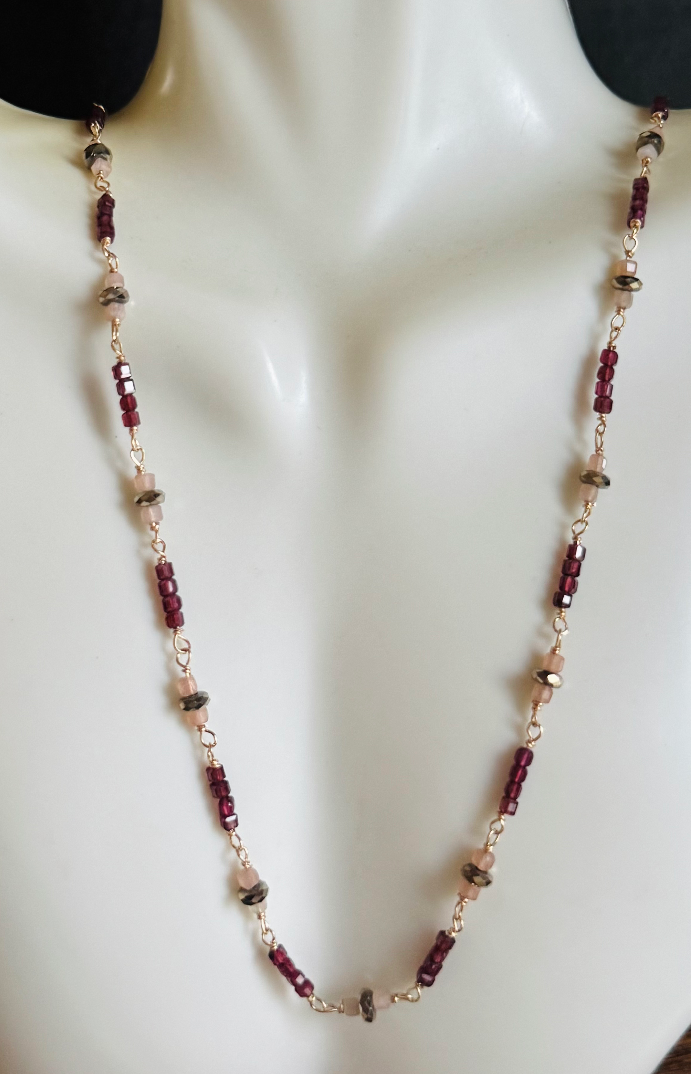 Garnet, pyrite and sunstone gold necklace 
