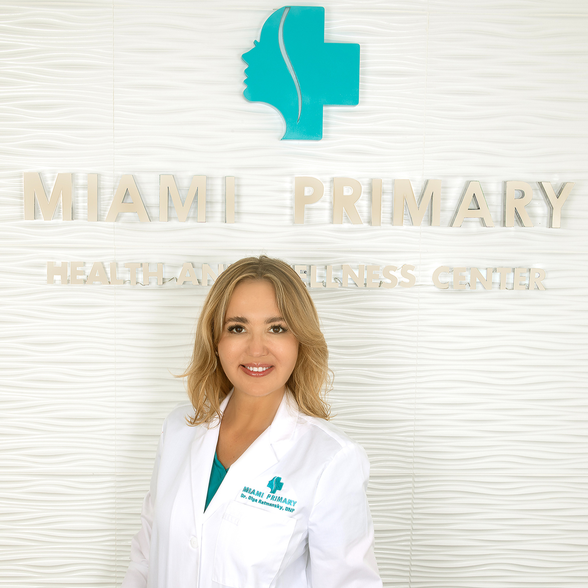 Clean, professional medical spa treatment room with neutral tones at Miami Semaglutide Therapy Clinic in Aventura