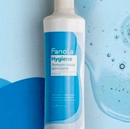09 Hygine Fanola ฟาโนลา ฆ่าเชื้อโรค
Hygiene by Fanola สําหรับทําความสะอาดร่างกาย มือ และเส้นผมกําจัดจุลินทรีย์ก่อให้เกิดโรค
ป้องกันเชื้อแบคทีเรีย, ป้องกันเชื้อรา, ป้องกันกลิ่น, ระงับกลิ่นกาย, ให้ความชุ่มชื้น
Made In Italy  🇮🇹 
FANOLA HYGIENE CLEANSING 
HAIR & BODY SHAMPOO
สําหรับทําความสะอาดร่างกาย มือ และเส้นผมกําจัดจุลินทรีย์ก่อให้เกิดโรค ที่เป็นอันตรายต่อสุขภาพสร้างเกราะป้องกัน เพื่อสุขอนามัยที่สําคัญทําความสะอาดอย่างบริสุทธิ์ทั่วถึง ด้วยนํ้ายาฆ่าเชื้อ Quaternary Ammonium Salts ที่มีคุณสมบัติต้านแบคทีเรียและไวรัสอ่อนโยนสําหรับทุกสภาพผิวและเส้นผม ให้ความชุ่มชื่น เงางาม ปกป้องเส้นผมจากมลภาวะ
#fanola
#hygiene
Hygiene by Fanola สําหรับทําความสะอาดร่างกาย มือ และเส้นผมกําจัดจุลินทรีย์ก่อให้เกิดโรค
ป้องกันเชื้อแบคทีเรีย, ป้องกันเชื้อรา, ป้องกันกลิ่น, ระงับกลิ่นกาย, ให้ความชุ่มชื้น
Made In Italy  🇮🇹 
FANOLA HYGIENE CLEANSING 
HAIR & BODY SHAMPOO
สําหรับทําความสะอาดร่างกาย มือ และเส้นผมกําจัดจุลินทรีย์ก่อให้เกิดโรค ที่เป็นอันตรายต่อสุขภาพสร้างเกราะป้องกัน เพื่อสุขอนามัยที่สําคัญทําความสะอาดอย่างบริสุทธิ์ทั่วถึง ด้วยนํ้ายาฆ่าเชื้อ Quaternary Ammonium Salts ที่มีคุณสมบัติต้านแบคทีเรียและไวรัสอ่อนโยนสําหรับทุกสภาพผิวและเส้นผม ให้ความชุ่มชื่น เงางาม ปกป้องเส้นผมจากมลภาวะ
#fanola
#Hygiene