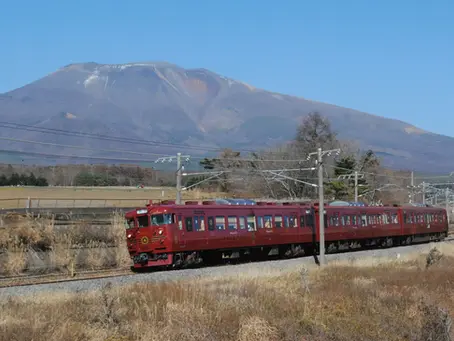 星野リゾートとしなの鉄道のコラボが発表された観光列車「ろくもん」