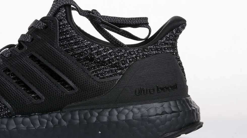 ultraboost 4.0 triple black