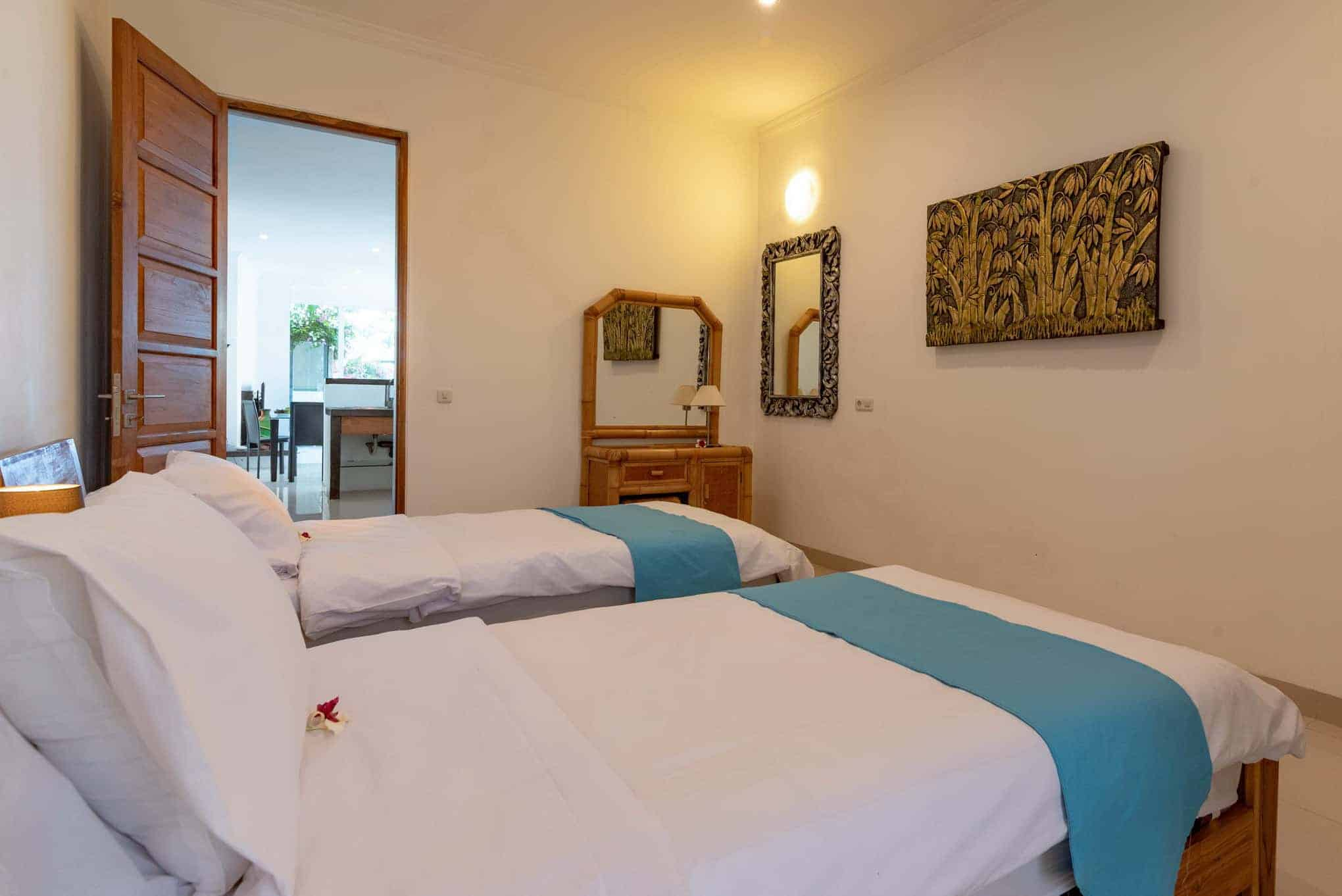 SHARED SUITE - 1 BED