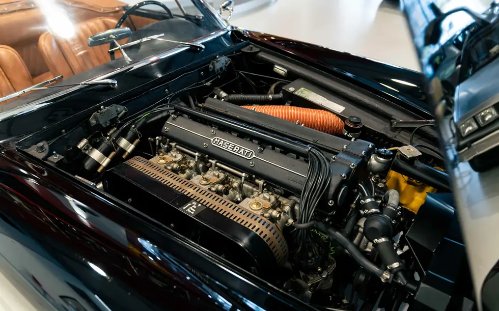 maserati-3500-gt-15.webp
