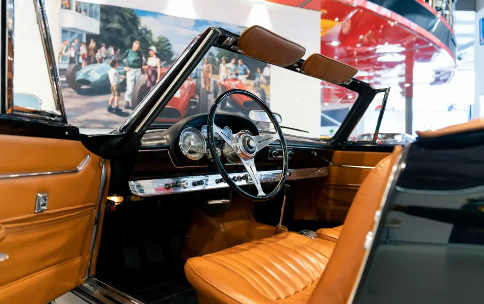 maserati-3500-gt-07.webp