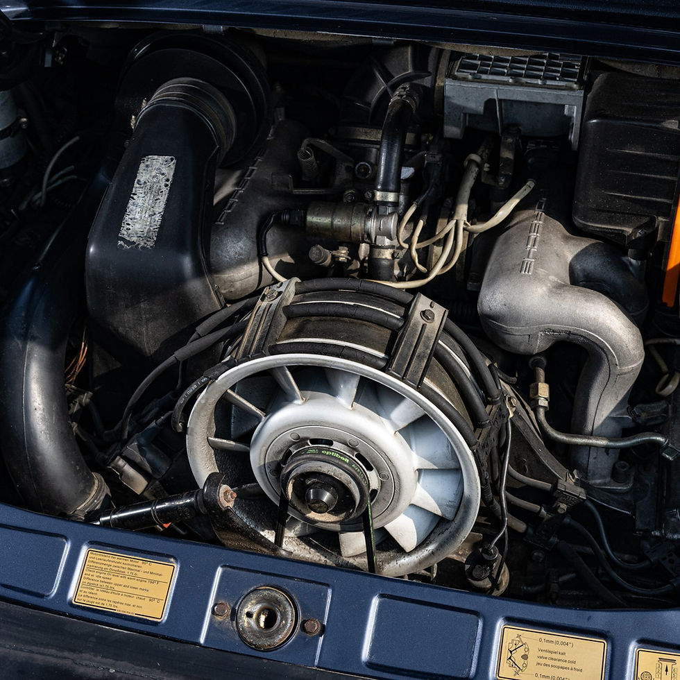 1989-Porsche-911-3.2-Carrera-10.jpg