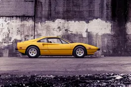 ferrari-308-vetroresina-03.webp