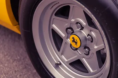 ferrari-308-vetroresina-09.webp
