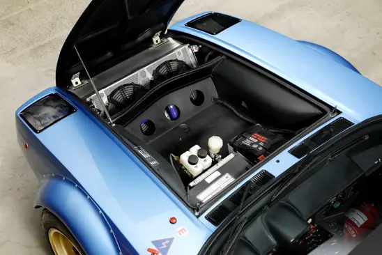 de-tomaso-pantera-gr4-11.webp