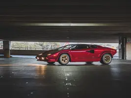 lamborghini-countach-lp5000-01.webp