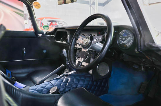jaguar-etype-series-1-38-fia-06.jpeg
