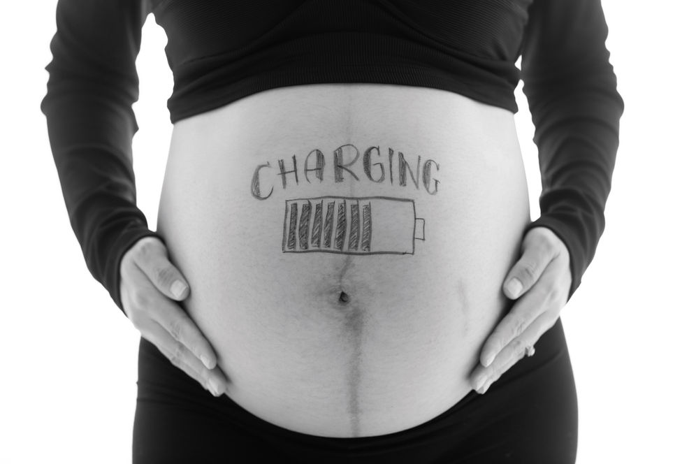 Fon Pregnant Portrait20AUG221690 (1).jpeg
