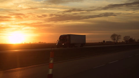 Le gouvernement du Manitoba renforce la sécurité et la formation des conducteurs de camion