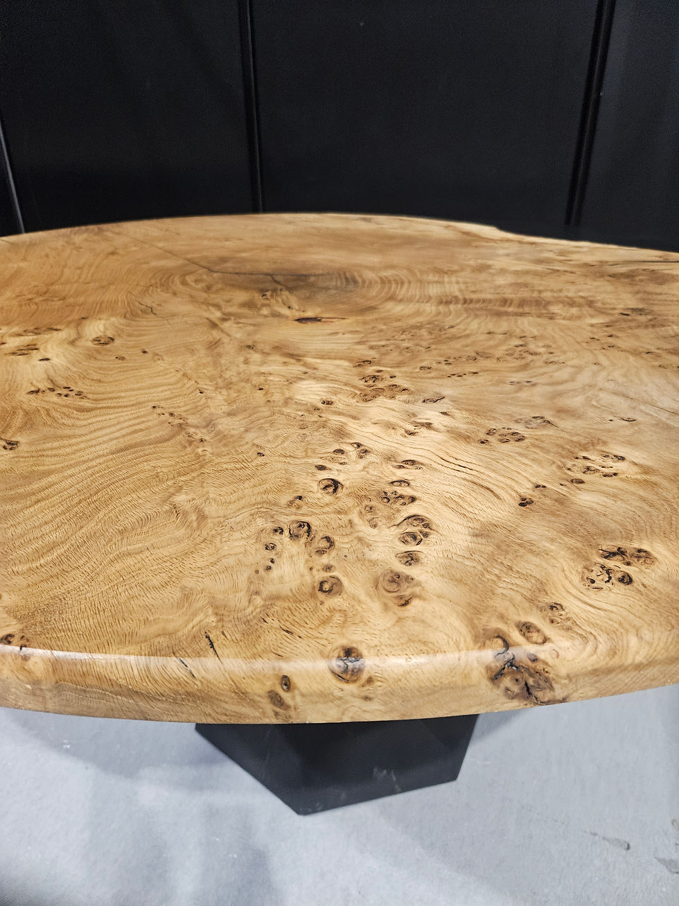 Thumbnail: Burred Oak Dining Table