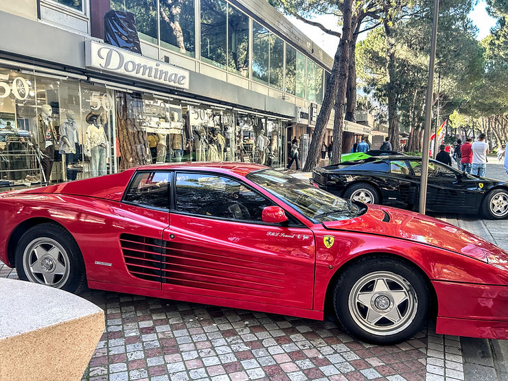 Milano Marittima, aldea de Cervia (RA) - Avenida, Playa y Paseo - Emilia Romaña