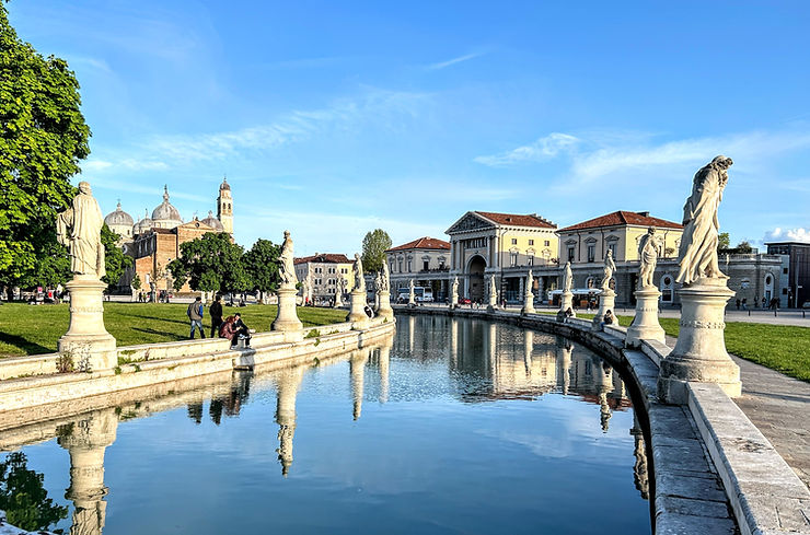 Carrarese Castle and Prato della Valle - Padua (PD) - Veneto