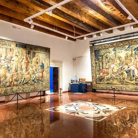 Basílica de S. Maria y Museo Diocesano - Gerace (RC) - Uno de los pueblos más bellos de Italia - Calabria