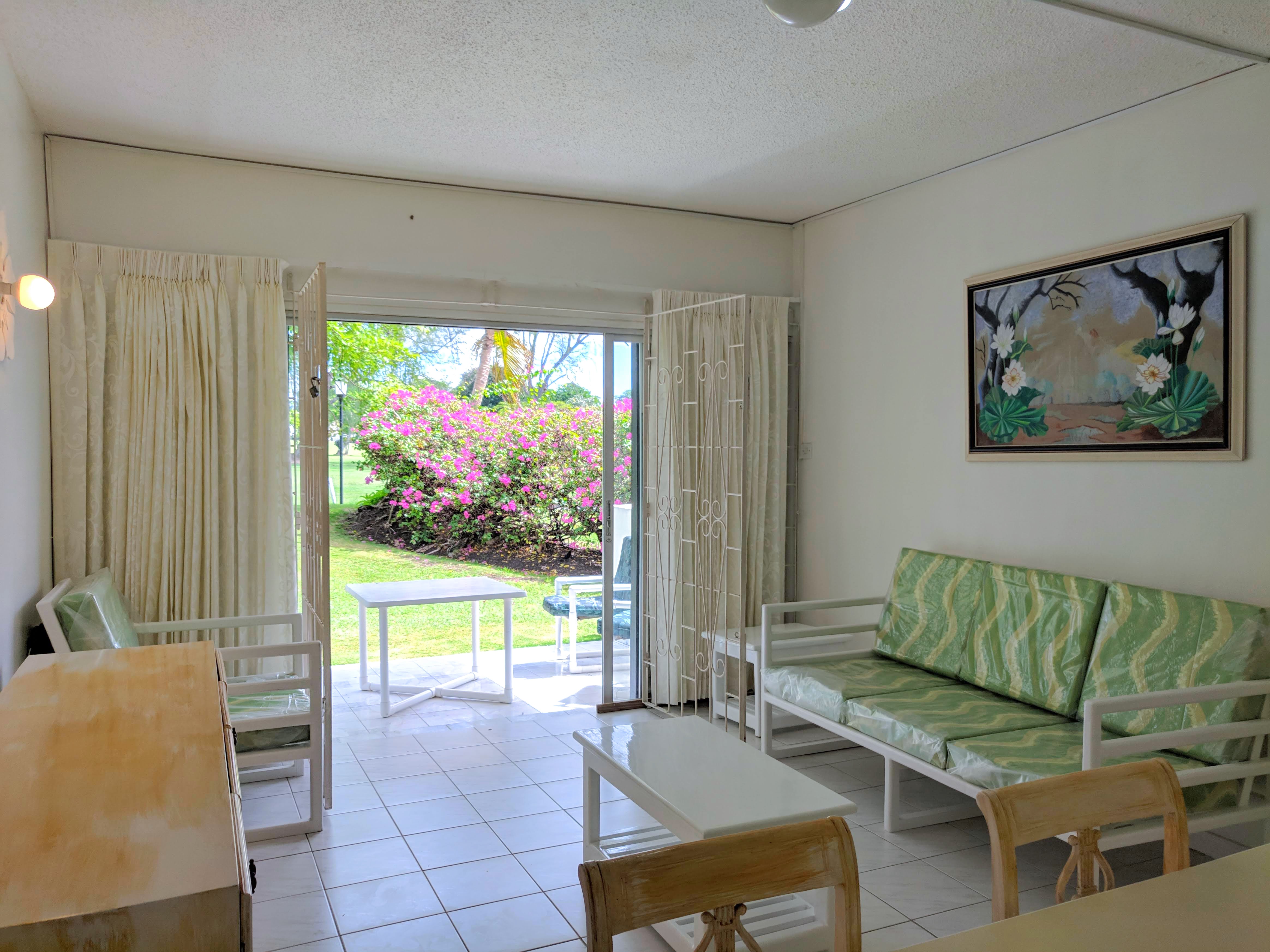 Living Room, Club Rockley