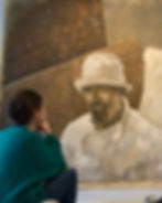 Devant _Brancusi_