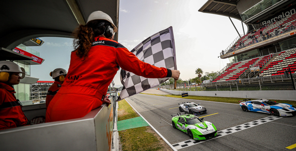 Finish line VSF Sports