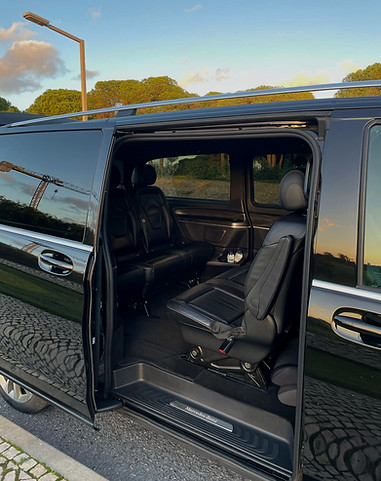 luxury mini bus