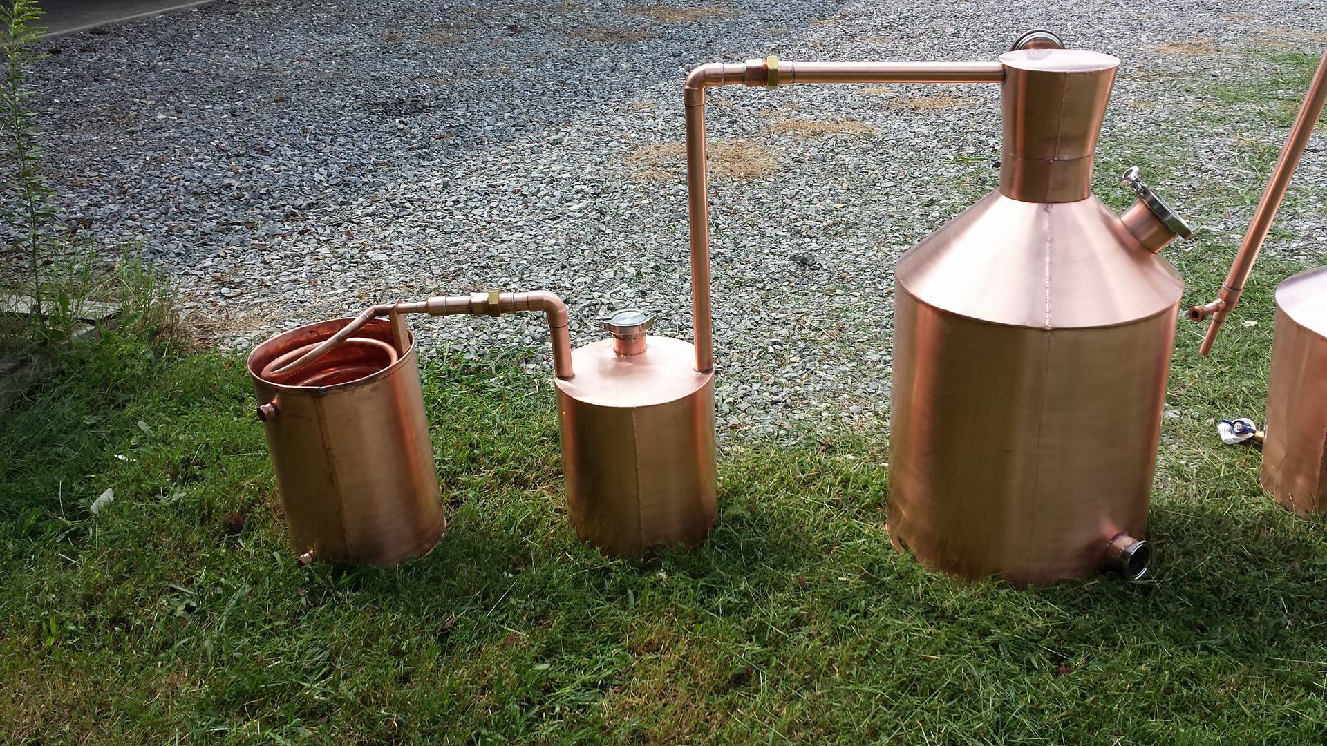 make moonshine corn whiskey copper stills