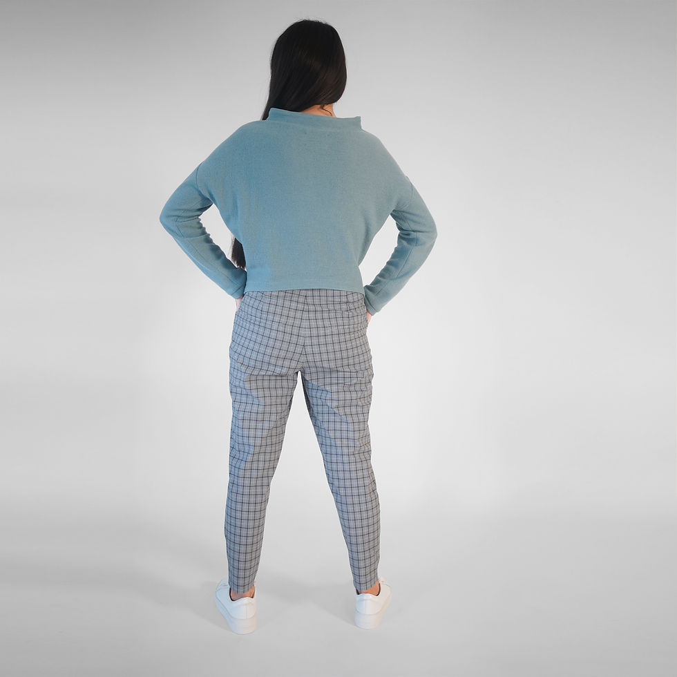 Thumbnail: The Halo-Effect Pullover