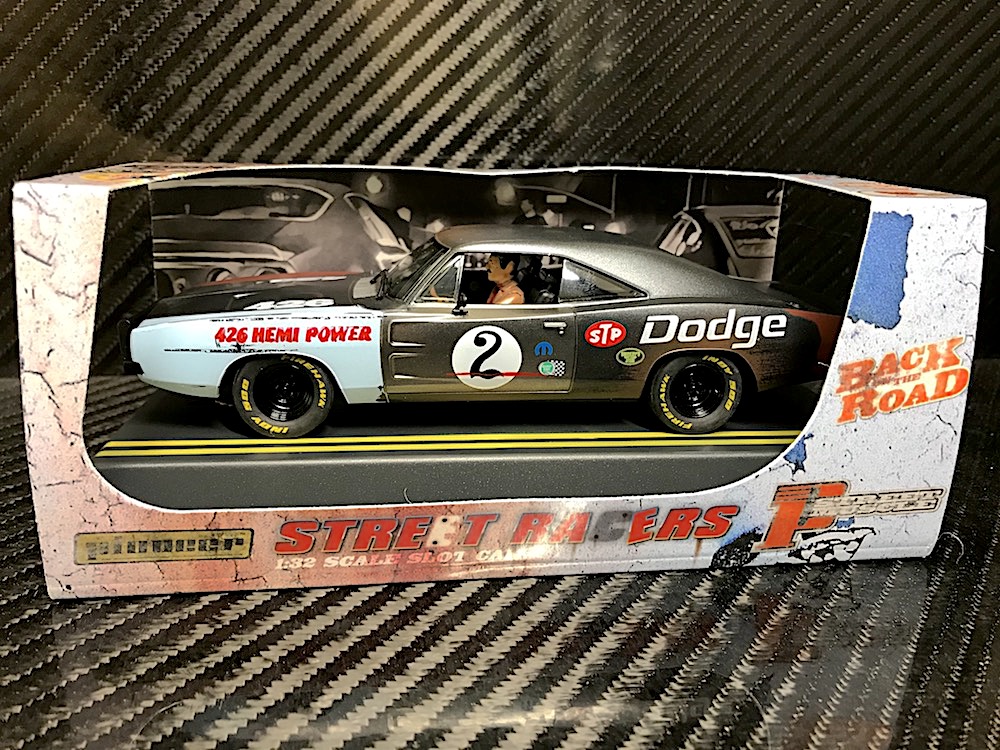 P103 Dodge HEMI Charger 'Road Warrior'