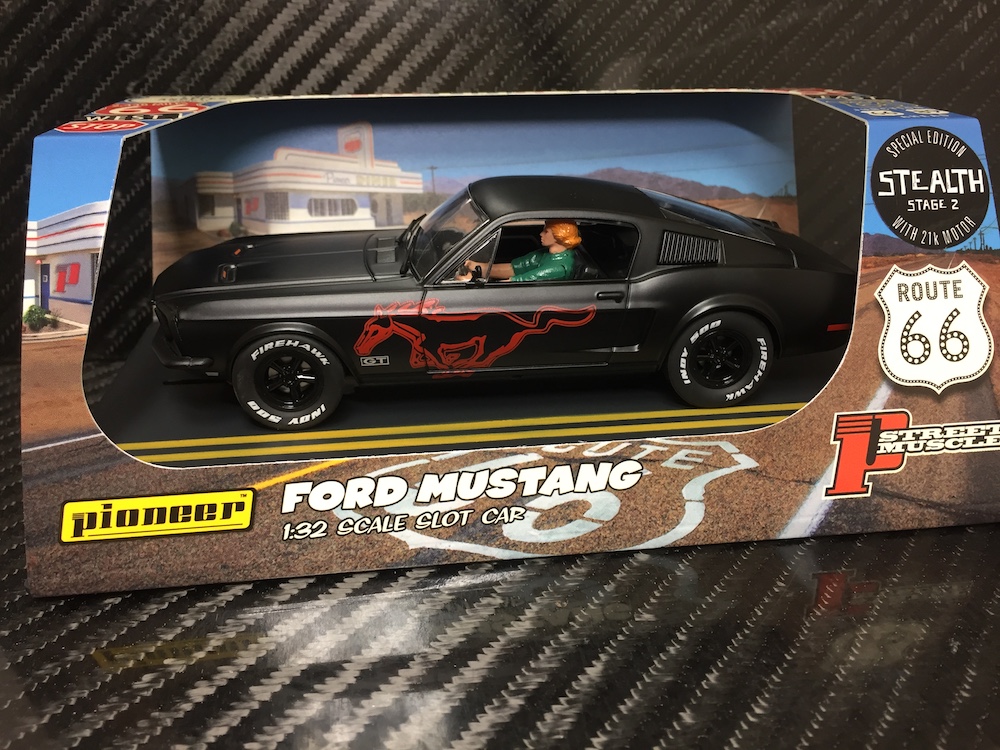 P064 Mustang GT STEALTH - Red Pony