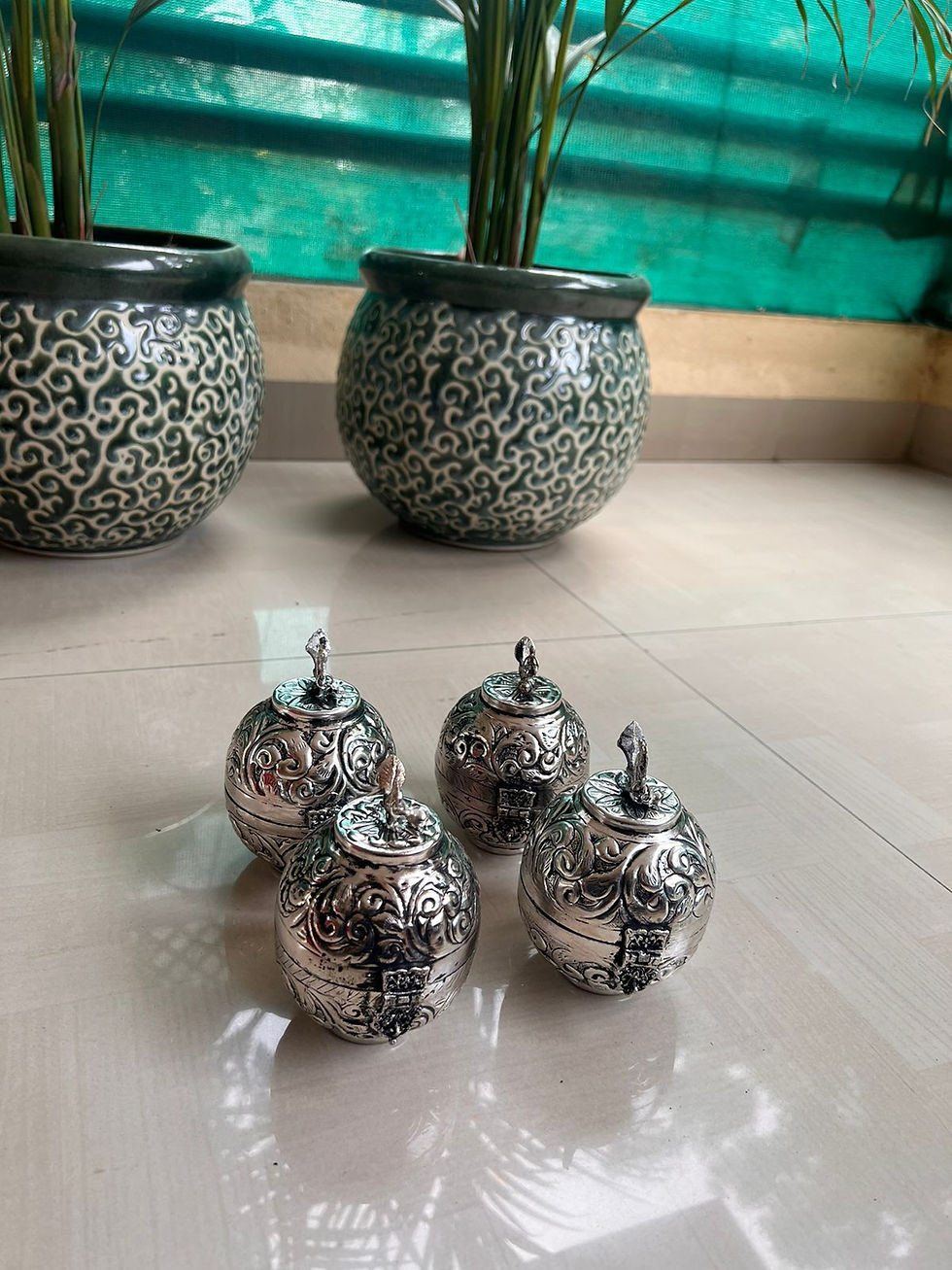 Thumbnail: Round Peacock Box