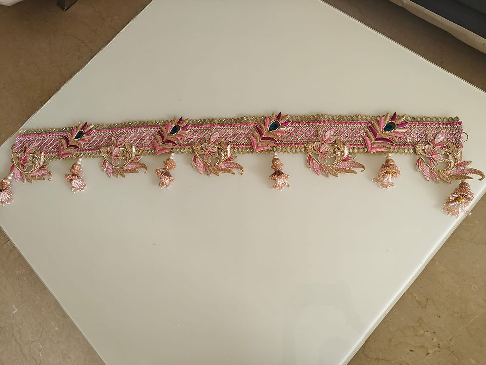 Thumbnail: The arrangement  Pink shades