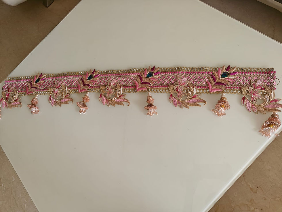 Thumbnail: The arrangement  Pink shades