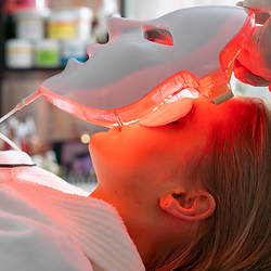 RED LED Light Therapy Anti-Aging Facial