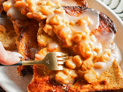 Dulce de Leche Apple French Toast