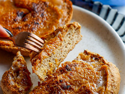 Pumpkin Creme Brûlée French Toast Bagel